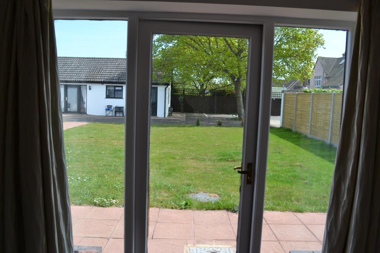 Number 4 - Lytton Tree Lodge, Reydon, Southwold מראה חיצוני תמונה